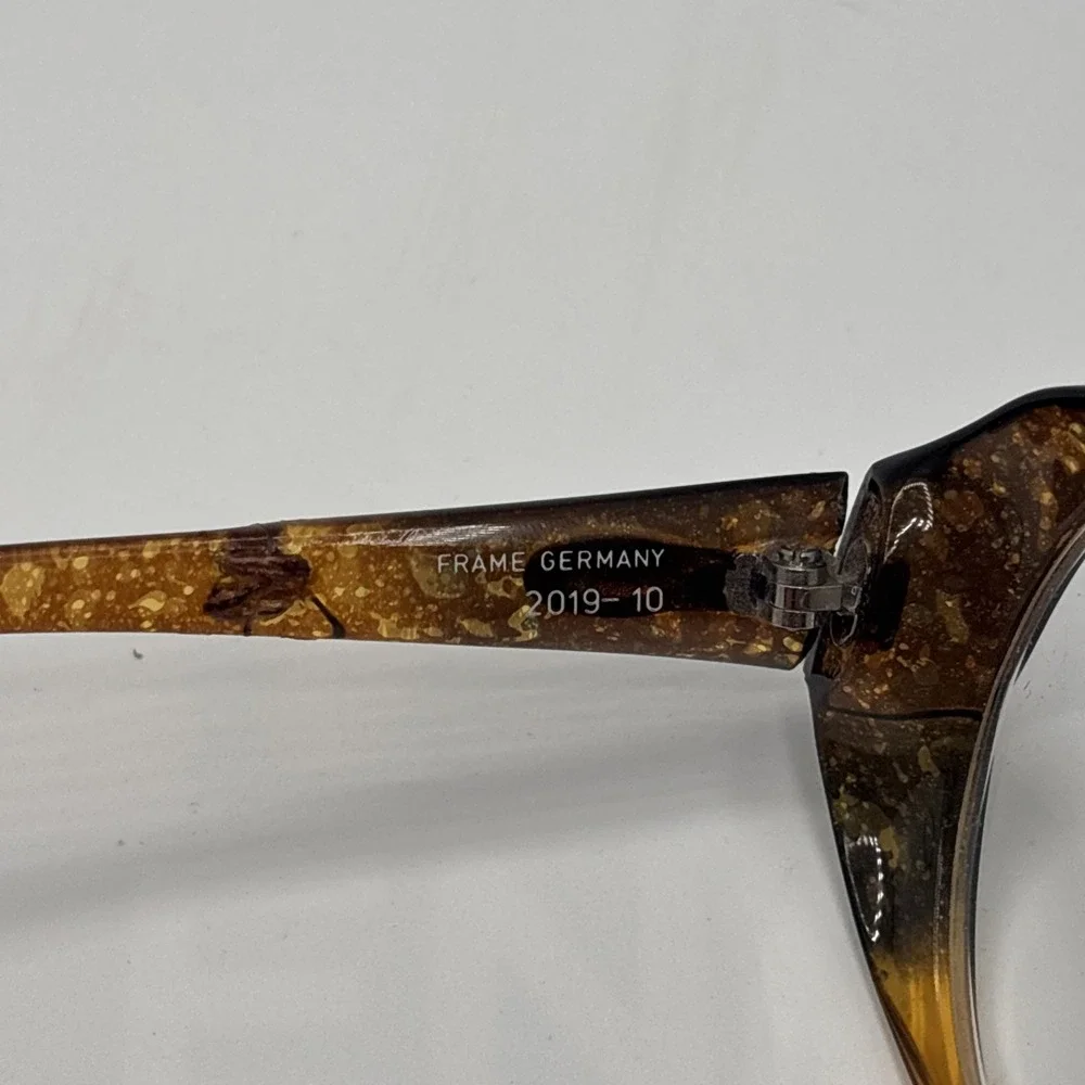 CHRISTIAN DIOR Vtg Oversized Eyeglasses 2019 10 GERMANY Amber Lucite Frame w/bag